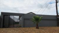 Front View of property in Protea Glen