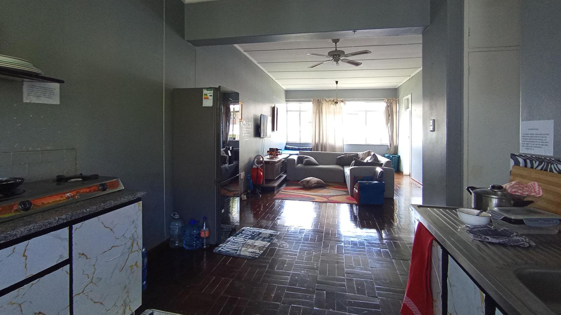 Kitchen - 10 square meters of property in Sunnyside