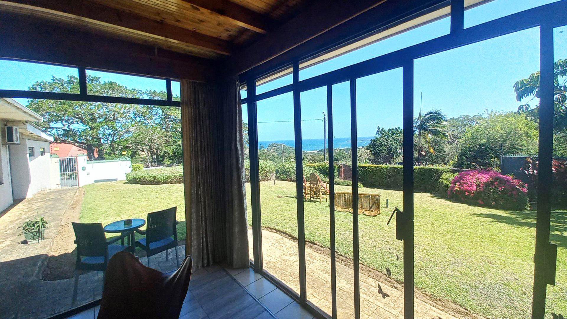 Lounges of property in East London