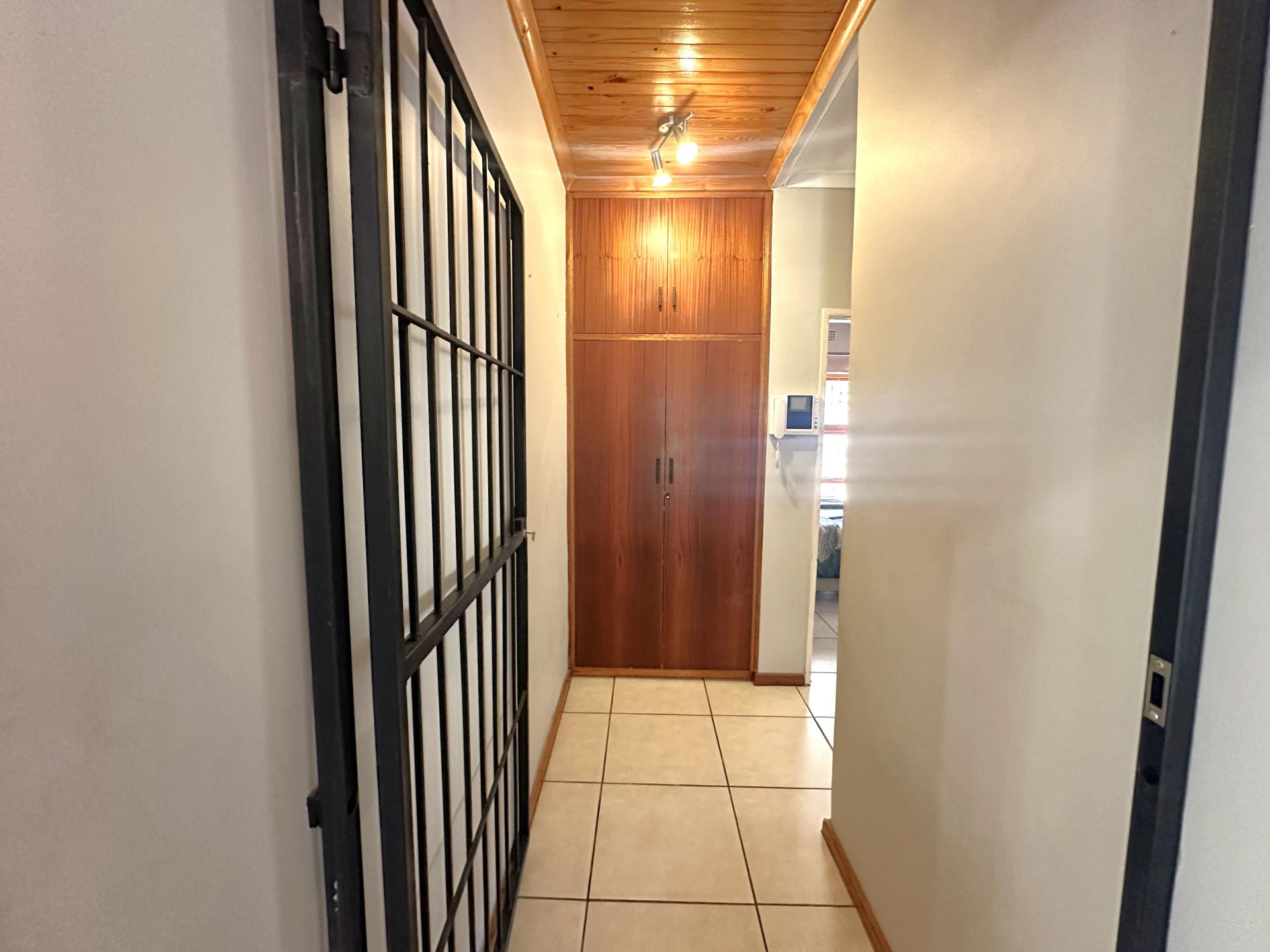  of property in Glen Barrie