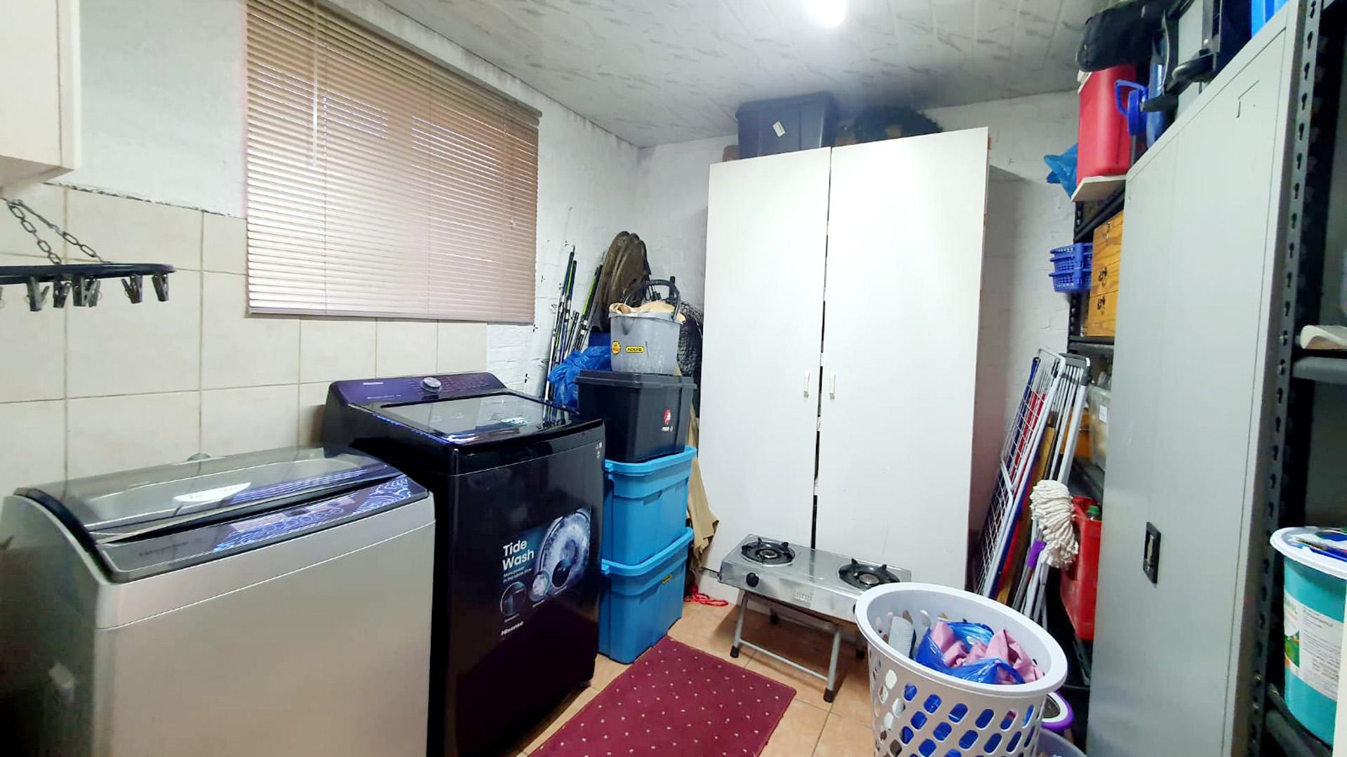 Laundry Room  of property in Heiderand