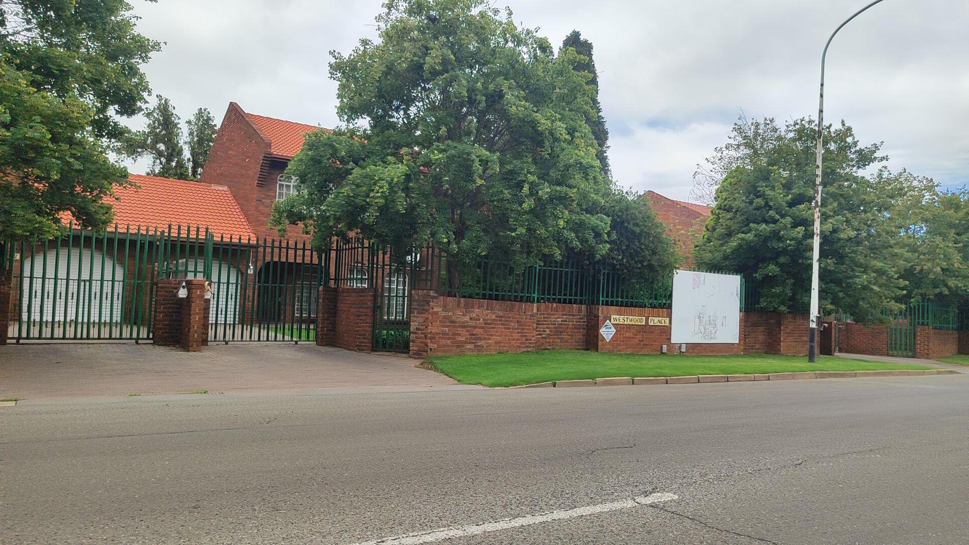 Front View of property in Boksburg South