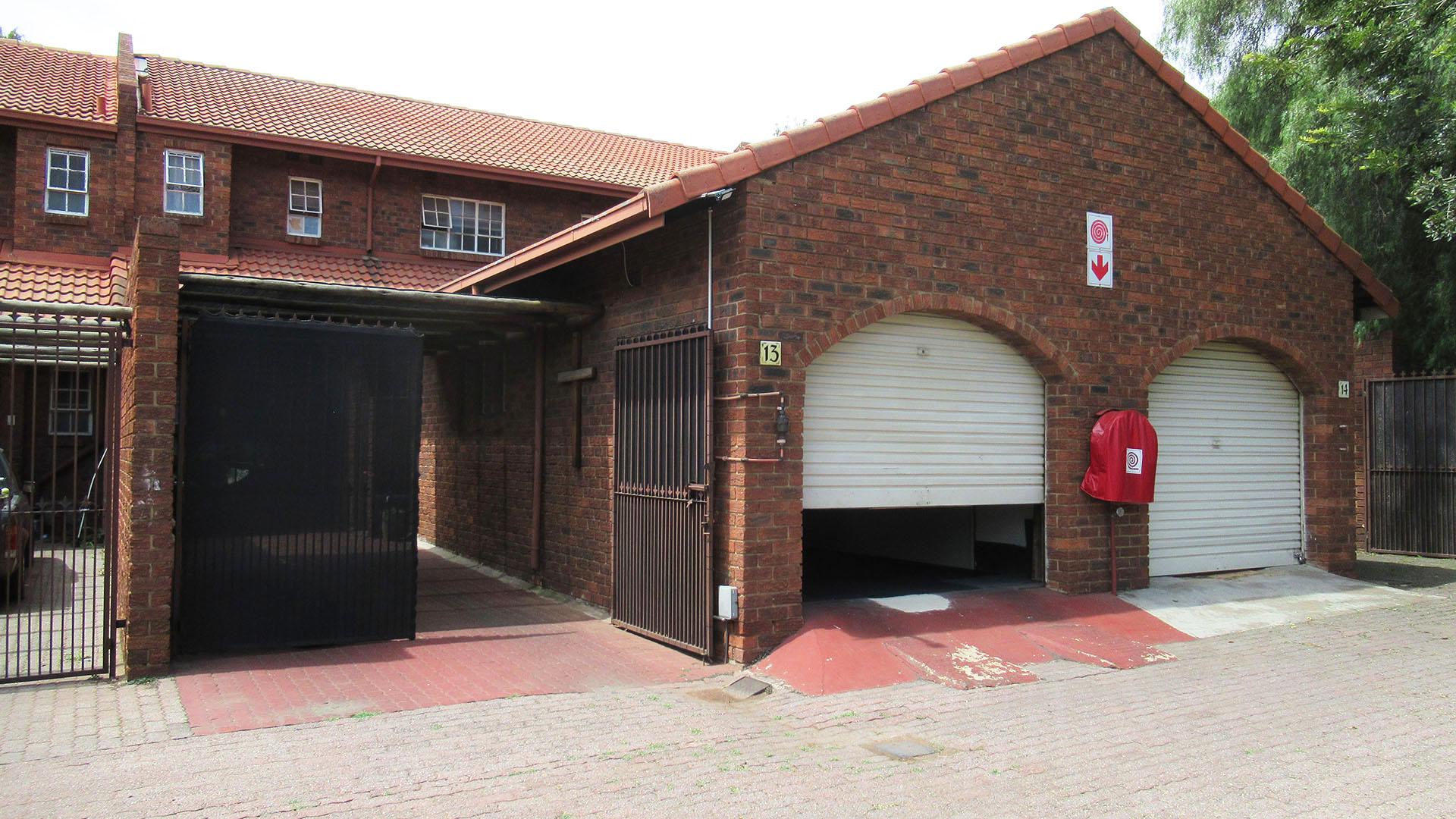 Front View of property in Boksburg South