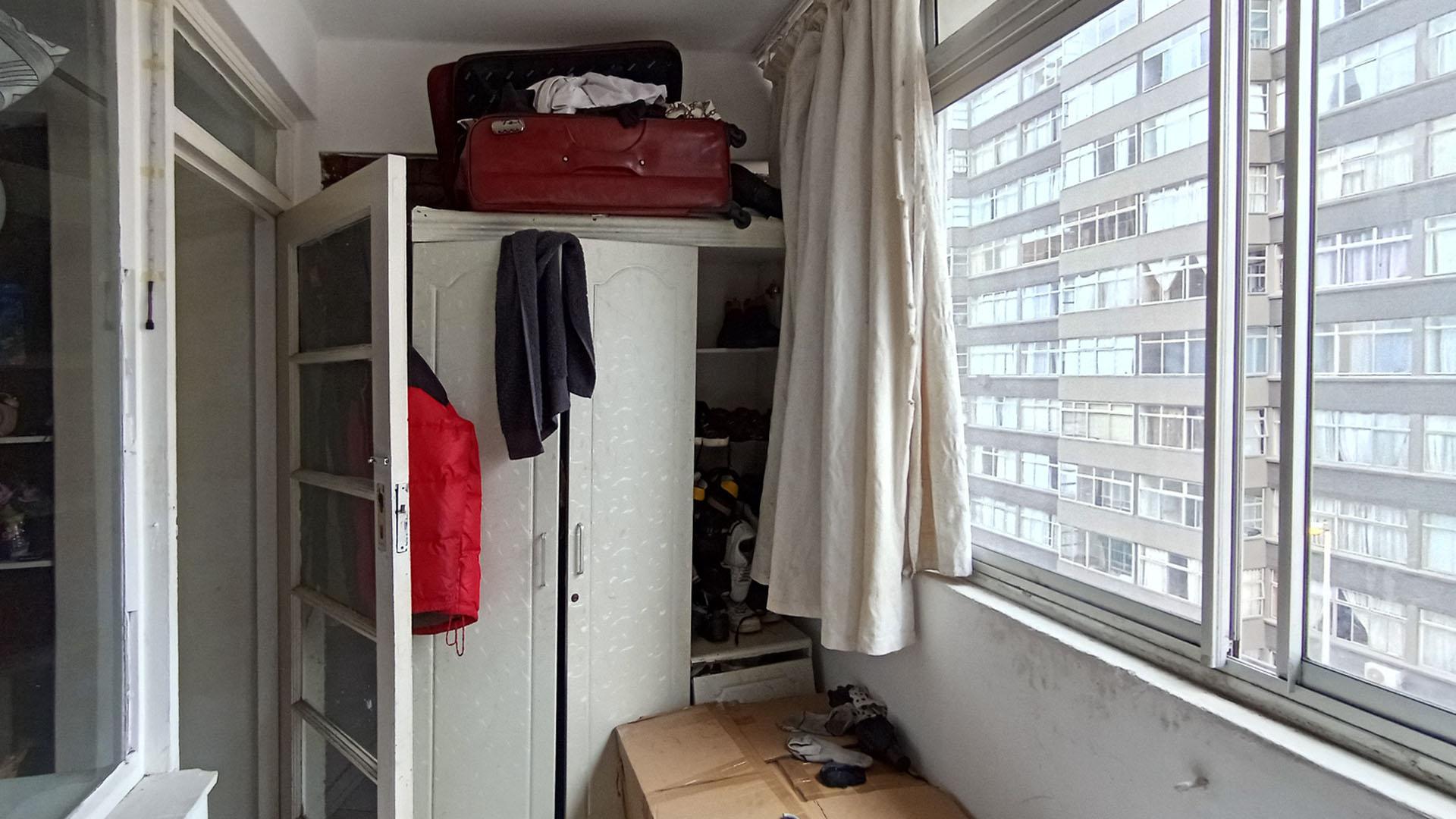 Bed Room 1 - 8 square meters of property in Point