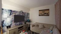 Bed Room 2 - 20 square meters of property in Point