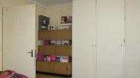 Bed Room 1 - 11 square meters of property in Krugersdorp
