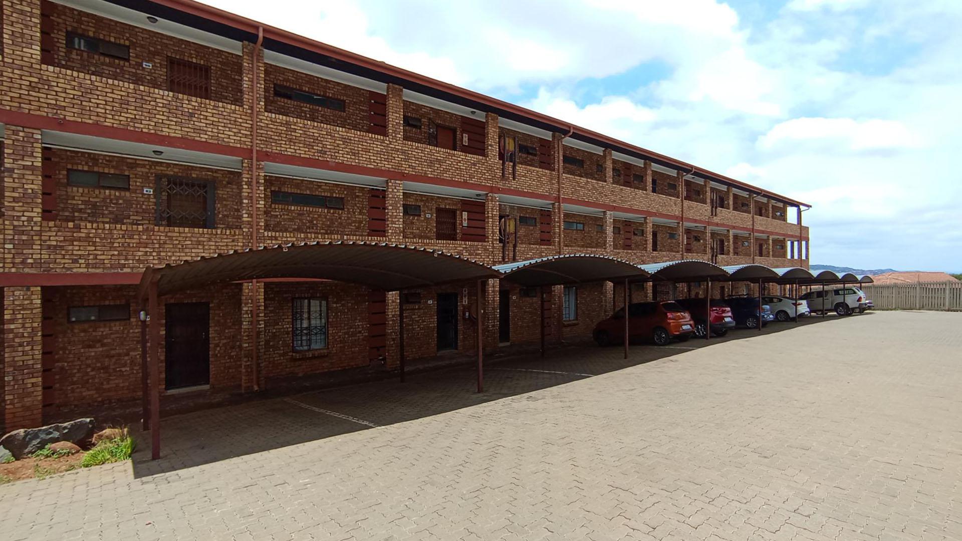 Front View of property in Lotus Gardens