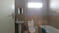 Bathroom 1 - 6 square meters of property in Lotus Gardens