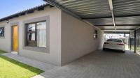 Carport  of property in Heidedal