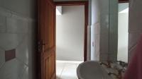 Guest Toilet - 4 square meters of property in Glenvista