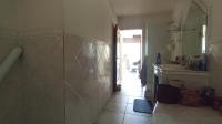 Bathroom 1 - 11 square meters of property in Glenvista
