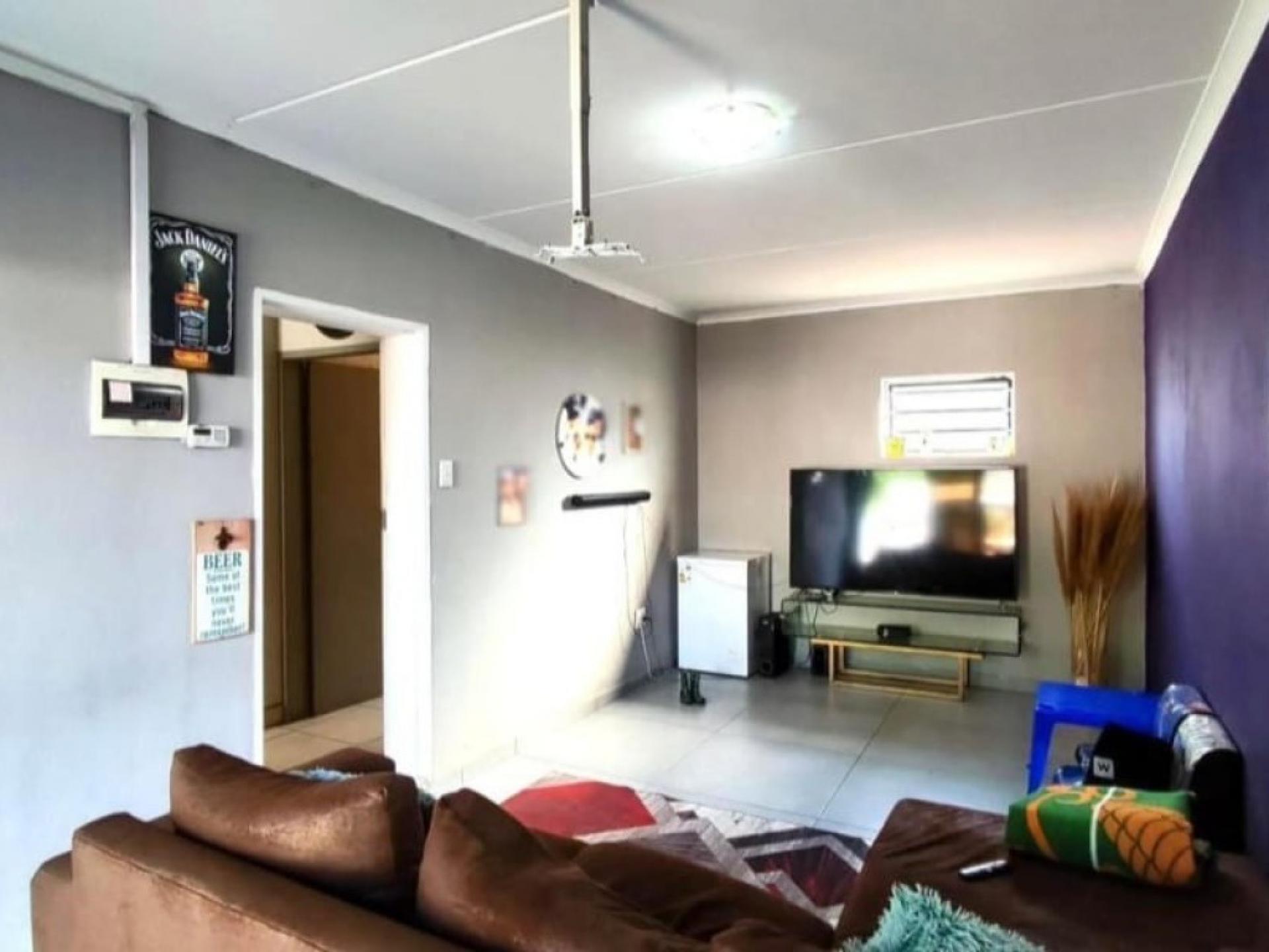  of property in Albertsdal