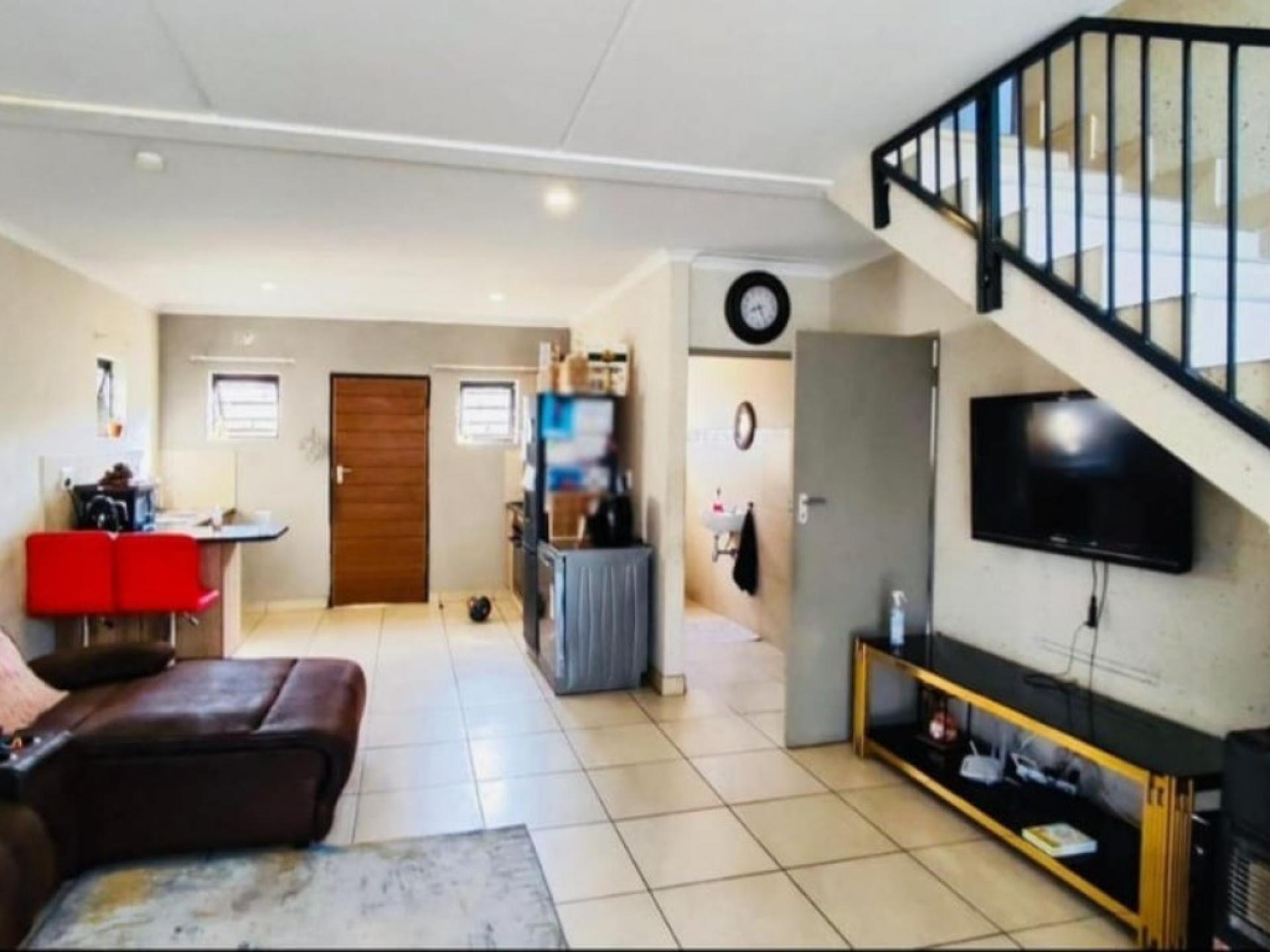  of property in Albertsdal