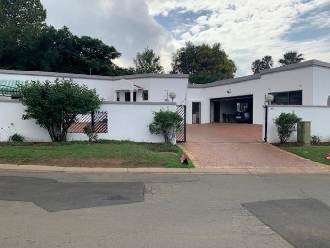 4 Bedroom House for Sale For Sale in Glenvista - MR699738