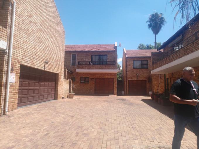 3 Bedroom Simplex for Sale For Sale in New Redruth - MR699740