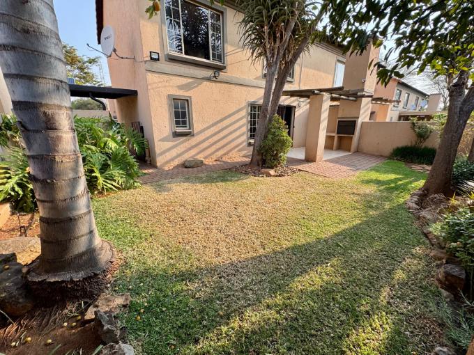 3 Bedroom Sectional Title for Sale For Sale in Annlin - MR699745