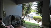 Patio - 9 square meters of property in Glenvista