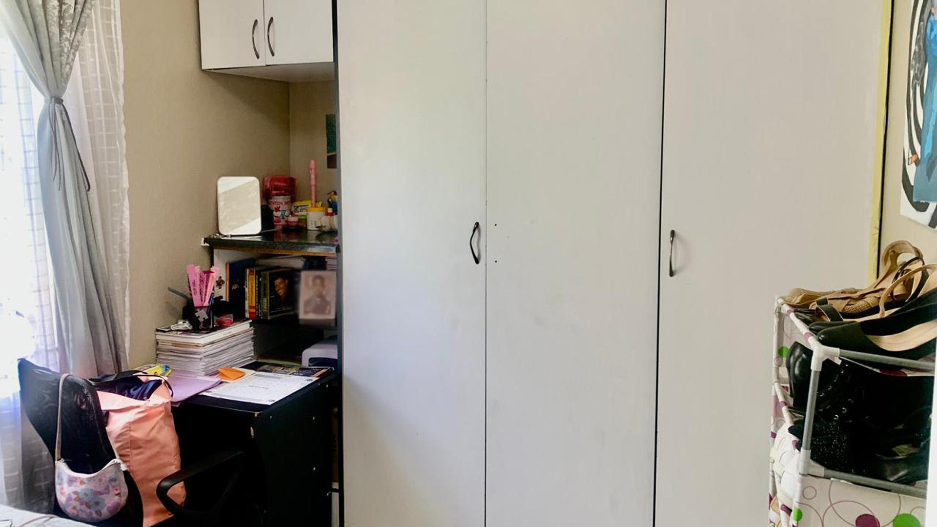 Bed Room 2 of property in Ormonde