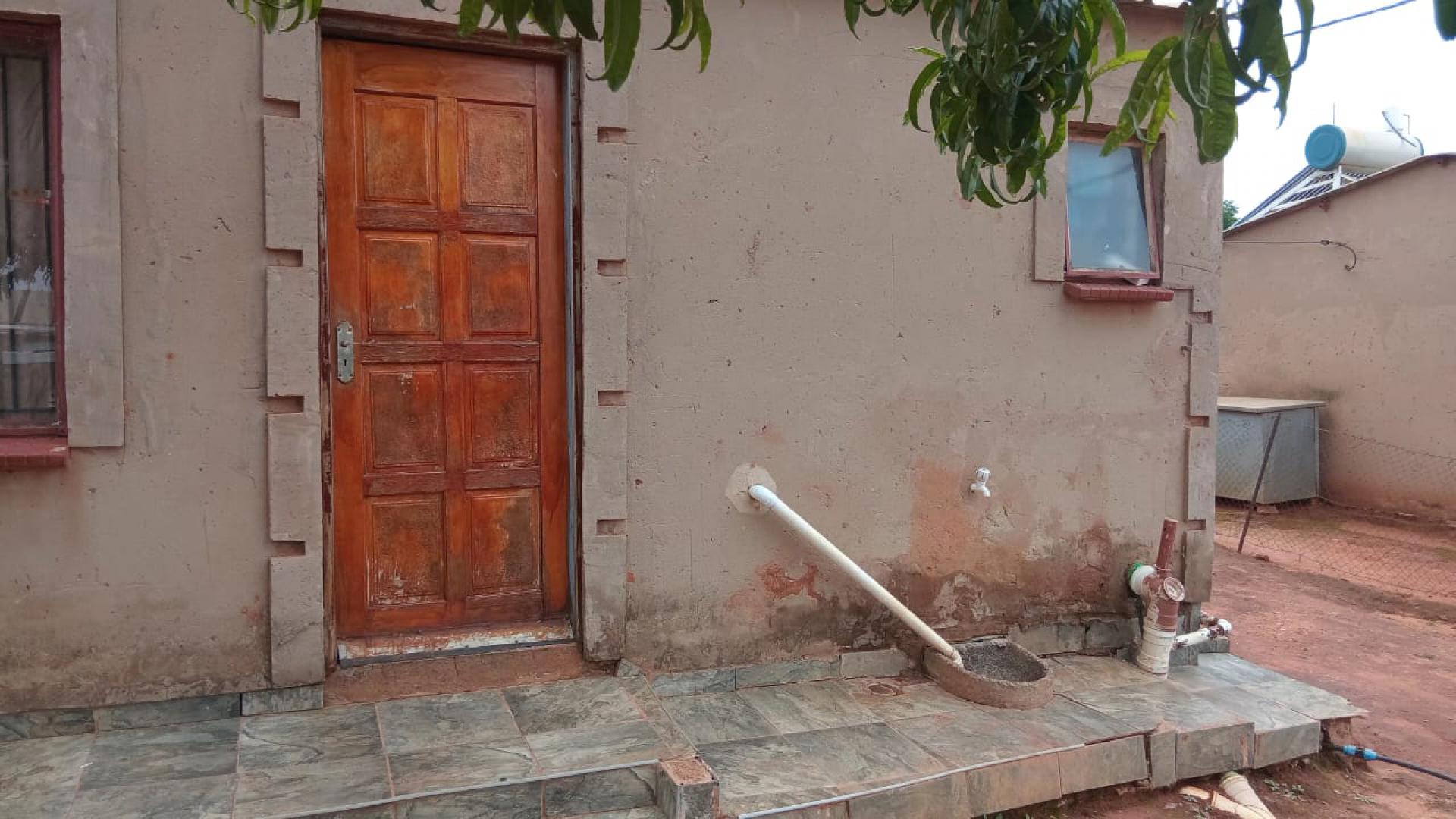  of property in Lehae