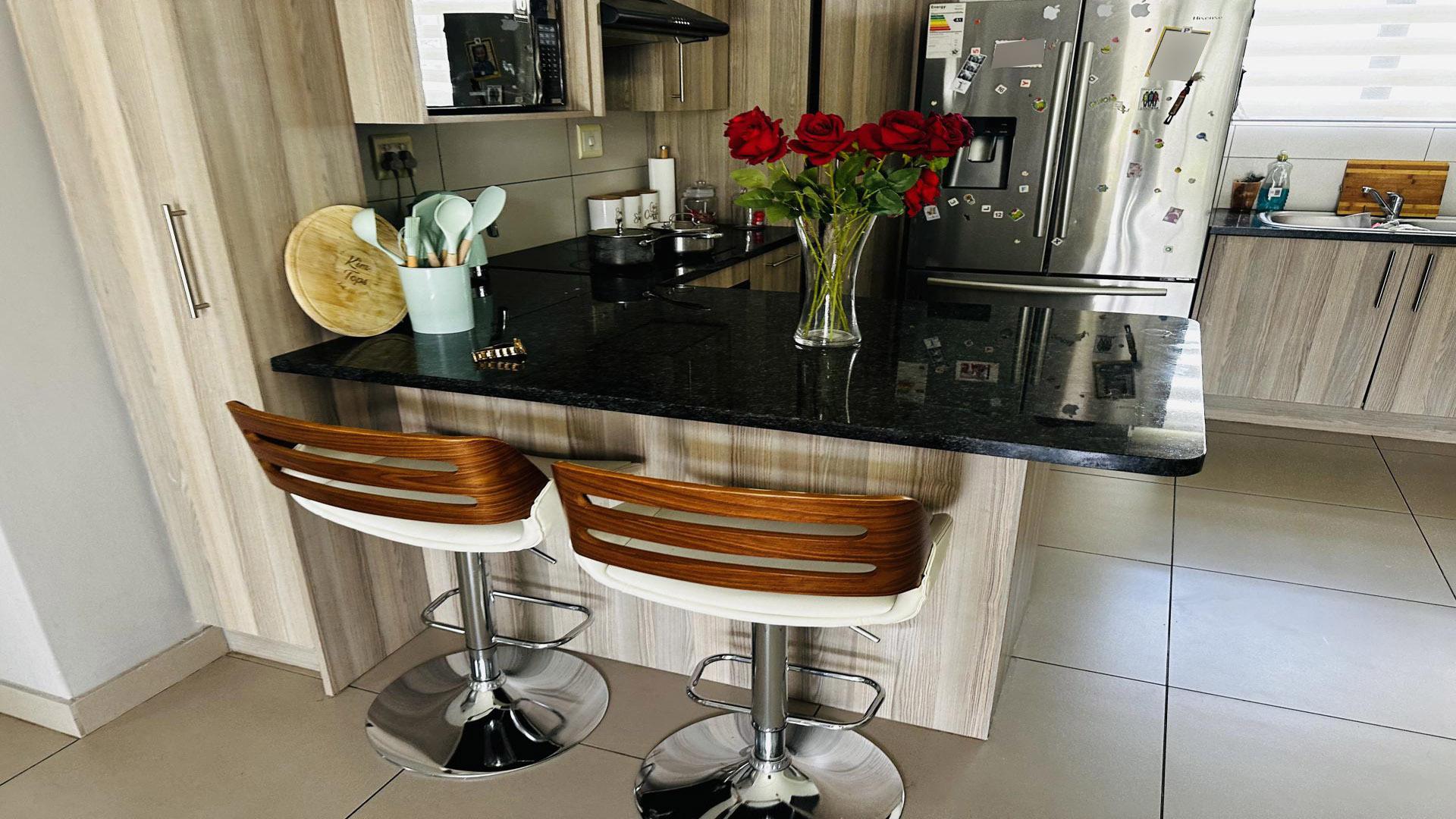 Kitchen of property in Chartwell A.H.