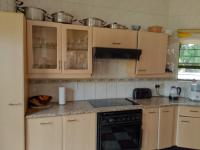  of property in Glenvista