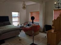  of property in Glenvista