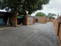  of property in Brackenhurst