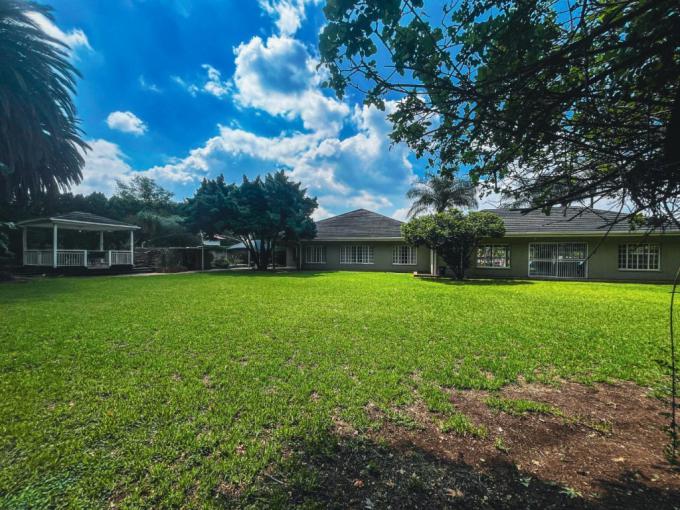 5 Bedroom House for Sale For Sale in Lambton - MR699832