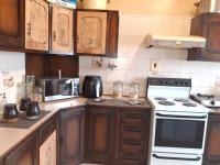  of property in Alan Manor