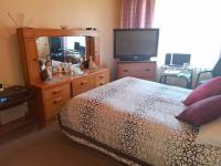  of property in Alan Manor