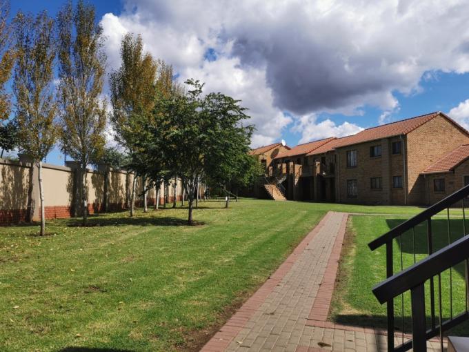 2 Bedroom Apartment for Sale For Sale in Centurion Central - MR699844