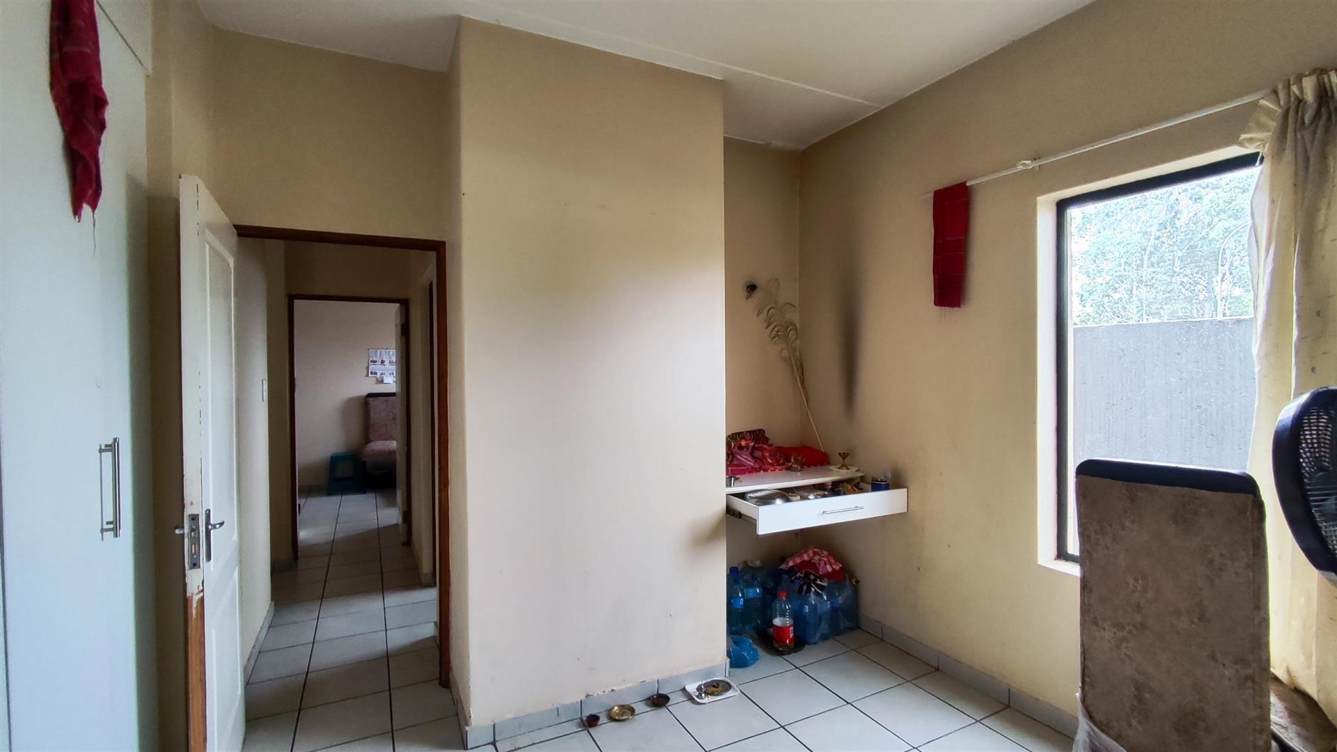 Bed Room 1 of property in Brakpan