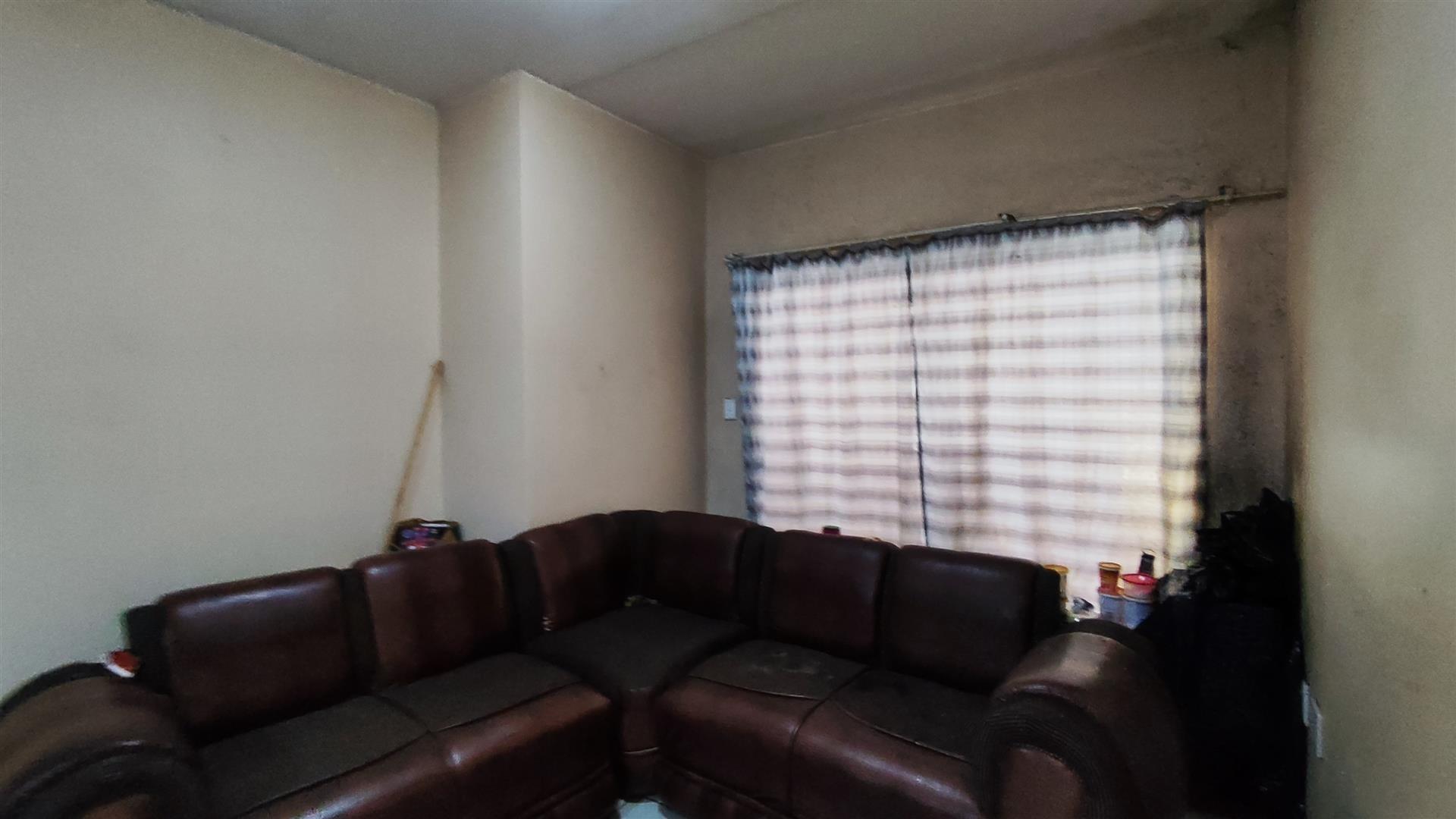 Lounges of property in Brakpan