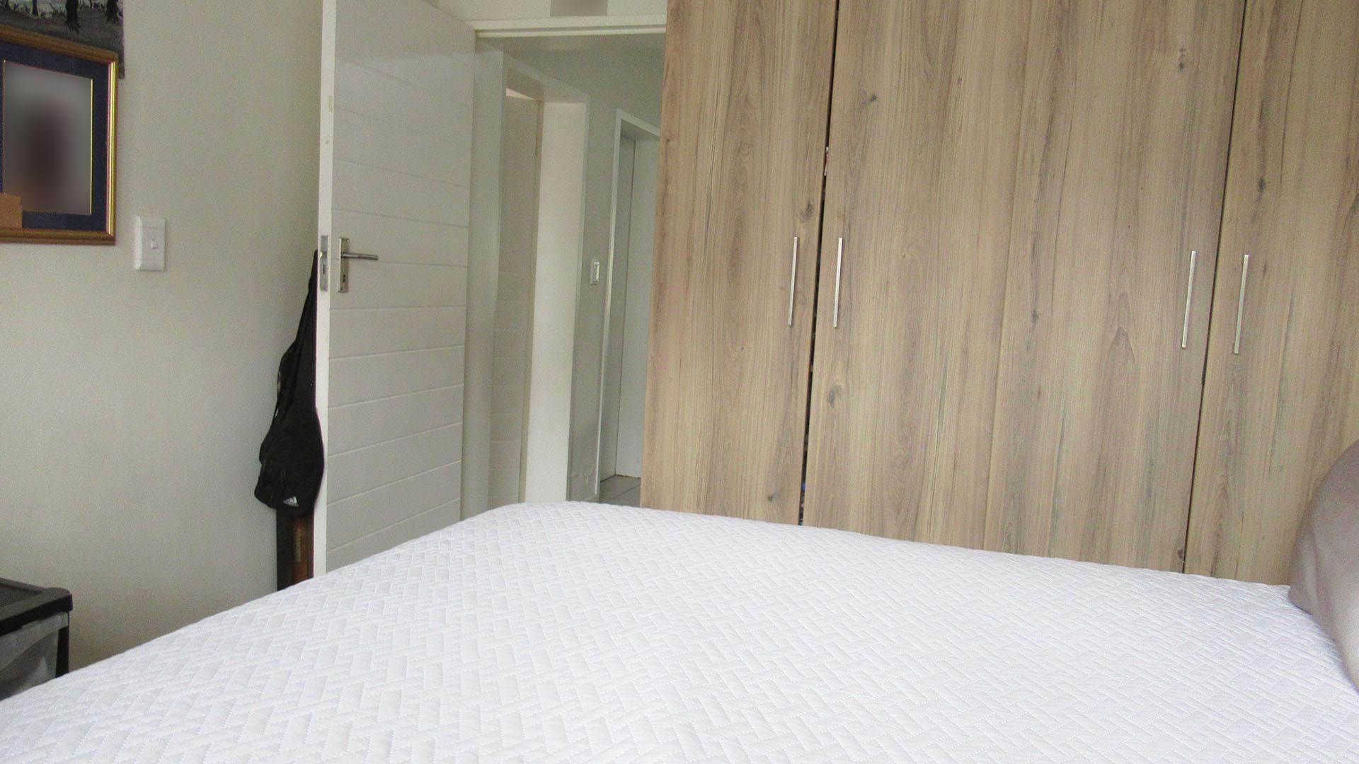 Bed Room 2 - 20 square meters of property in Westlake View