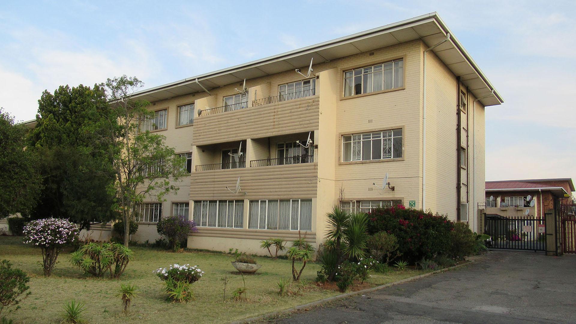 Front View of property in Lambton