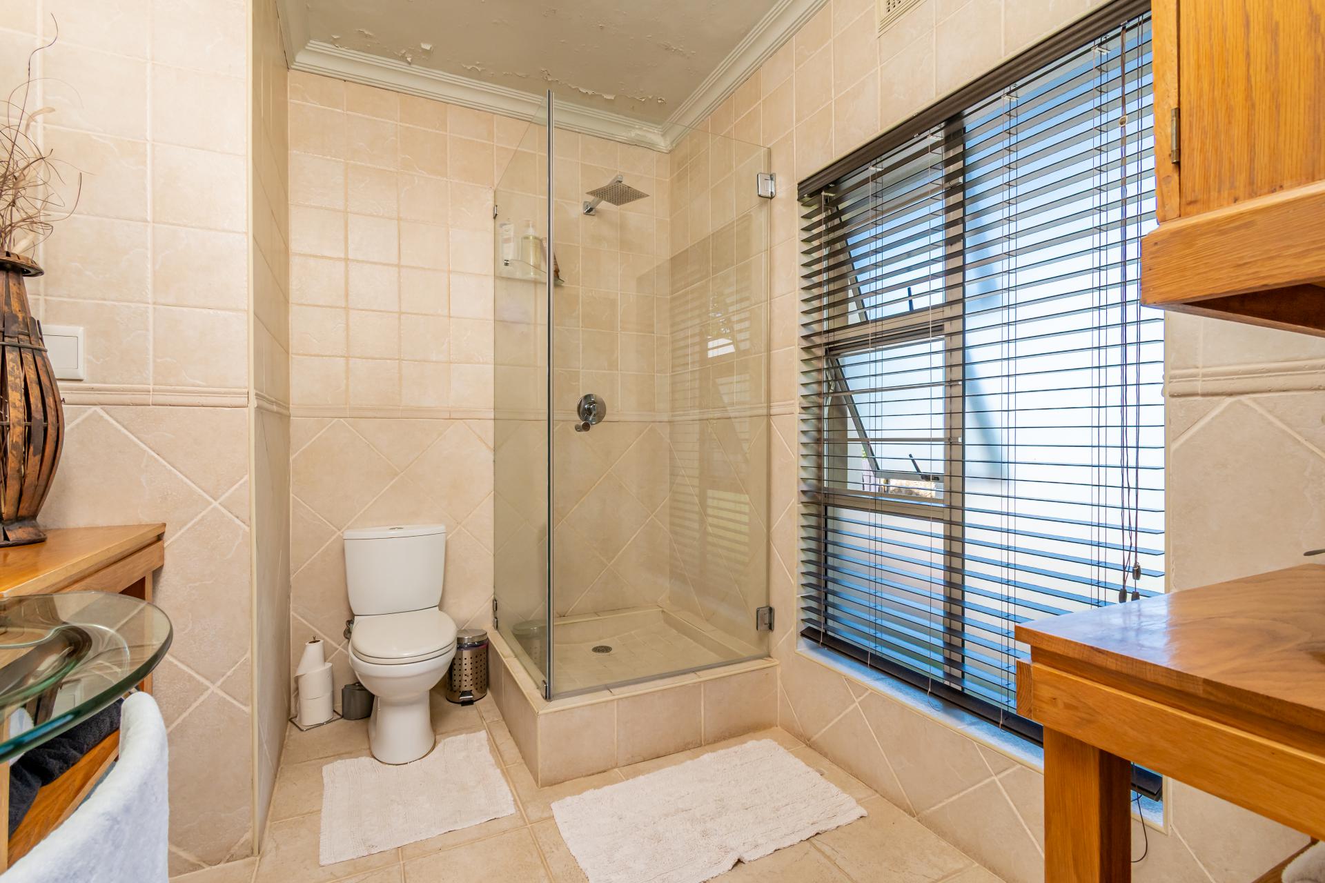  of property in Kloof 