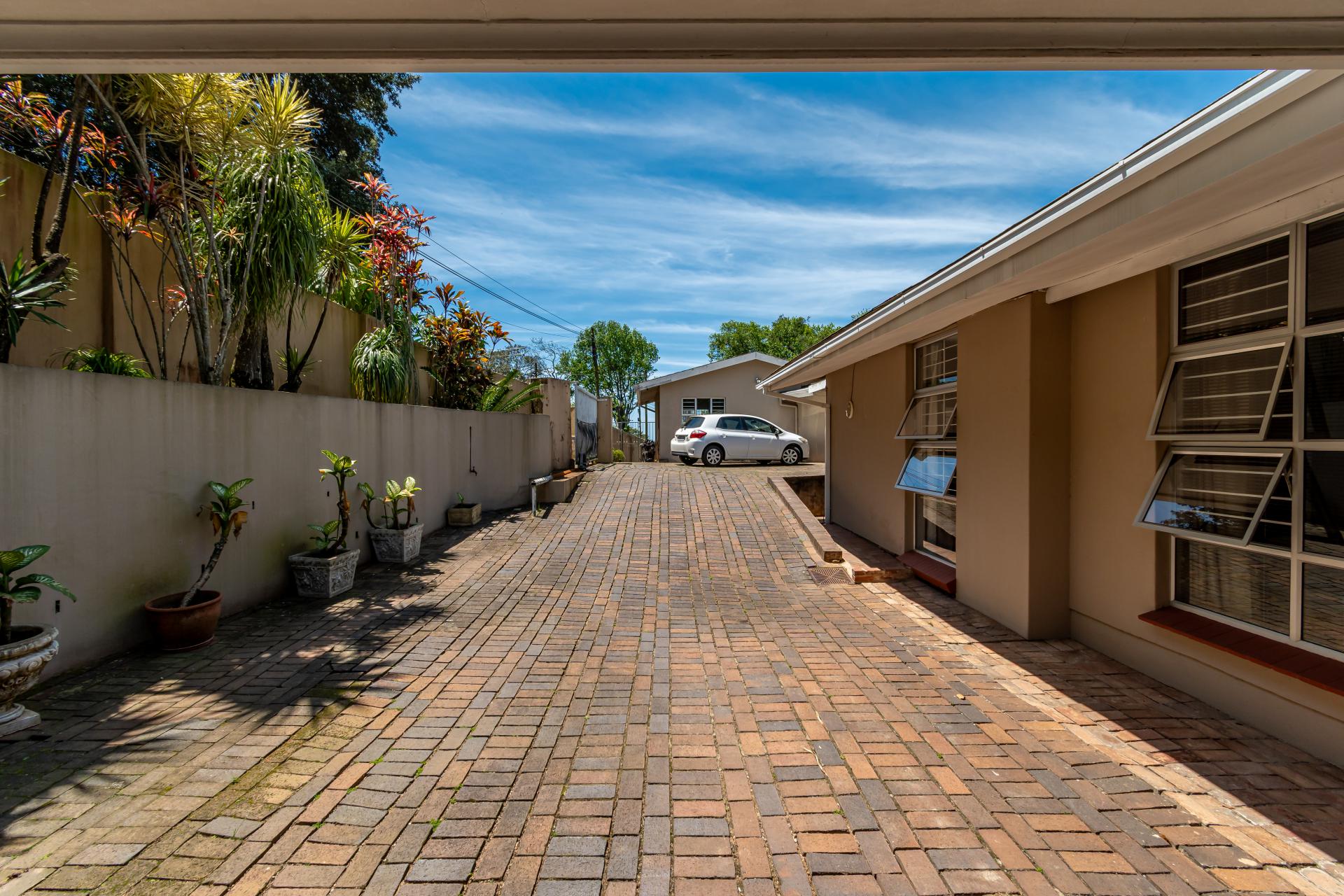  of property in Kloof 