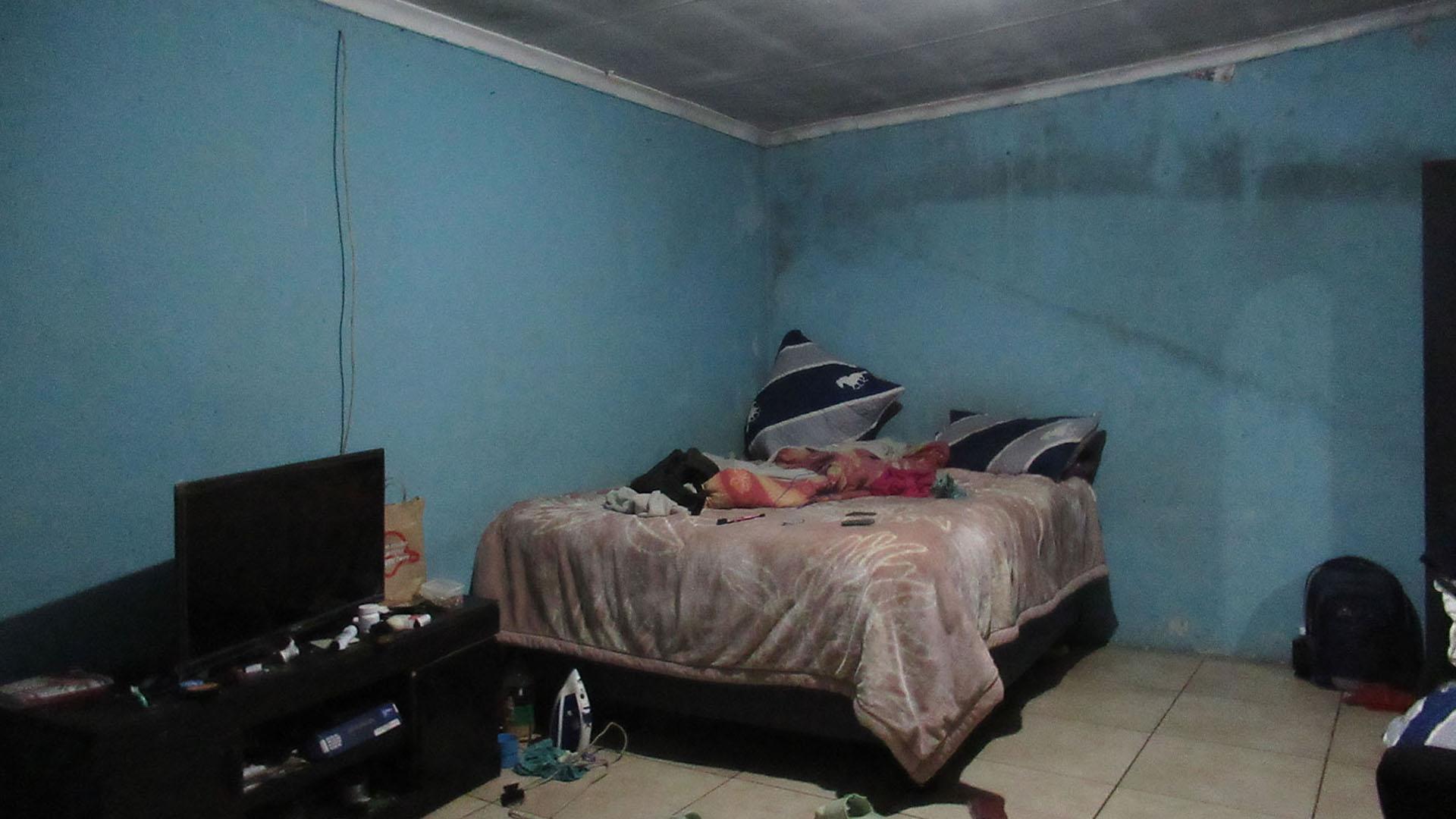 Bed Room 4 - 16 square meters of property in Azaadville Gardens