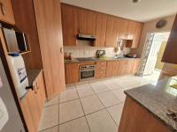  of property in Magalieskruin