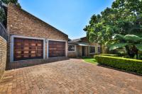  of property in Magalieskruin