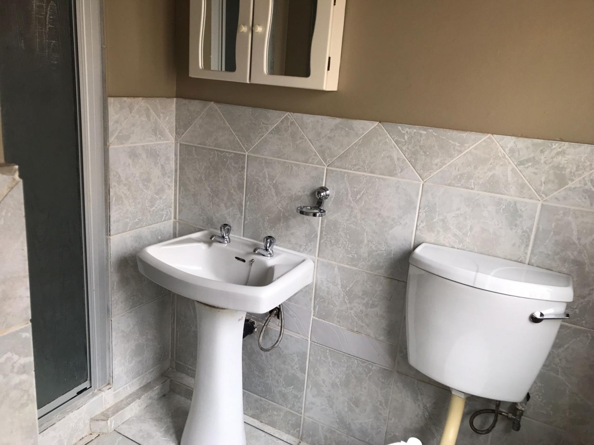  of property in Winchester Hills