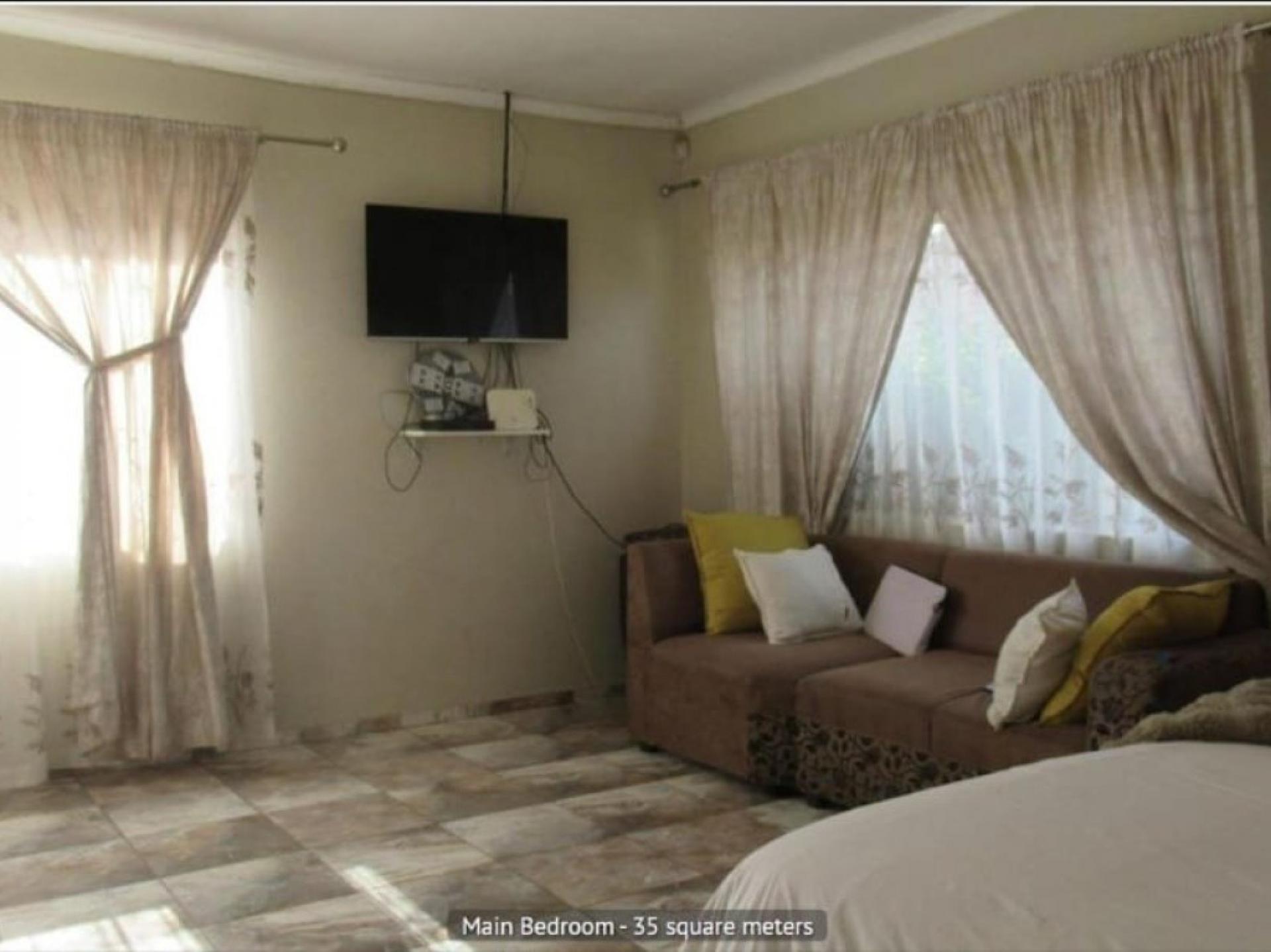  of property in Elandspark