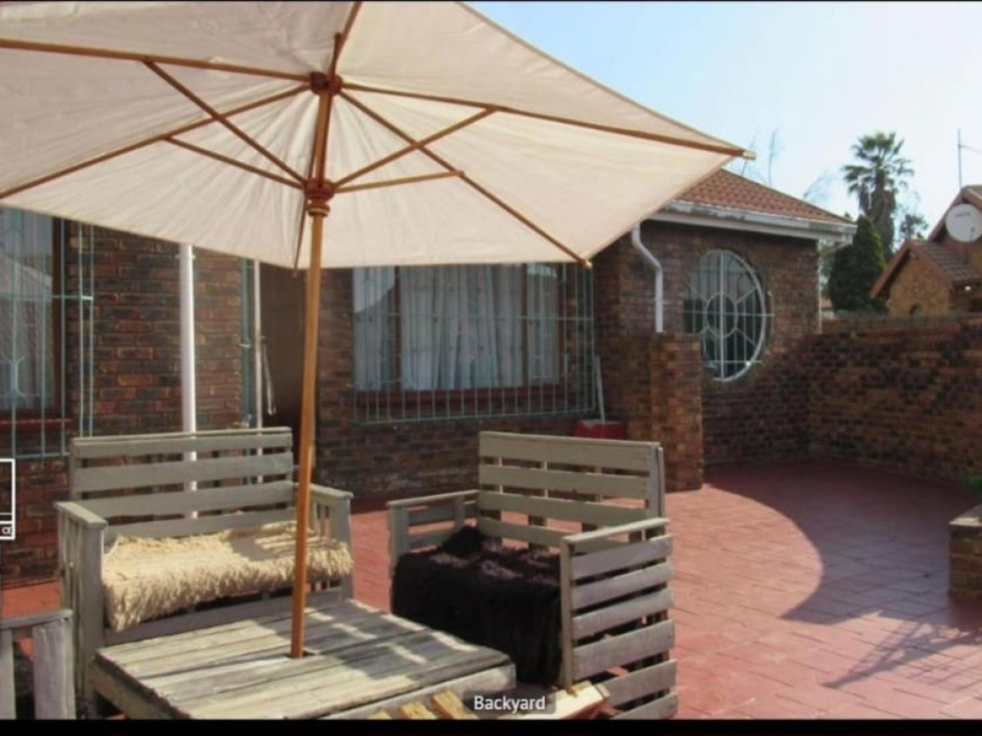  of property in Elandspark