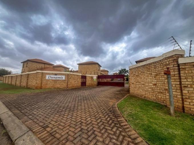 2 Bedroom Simplex for Sale For Sale in Witpoortjie - MR699964