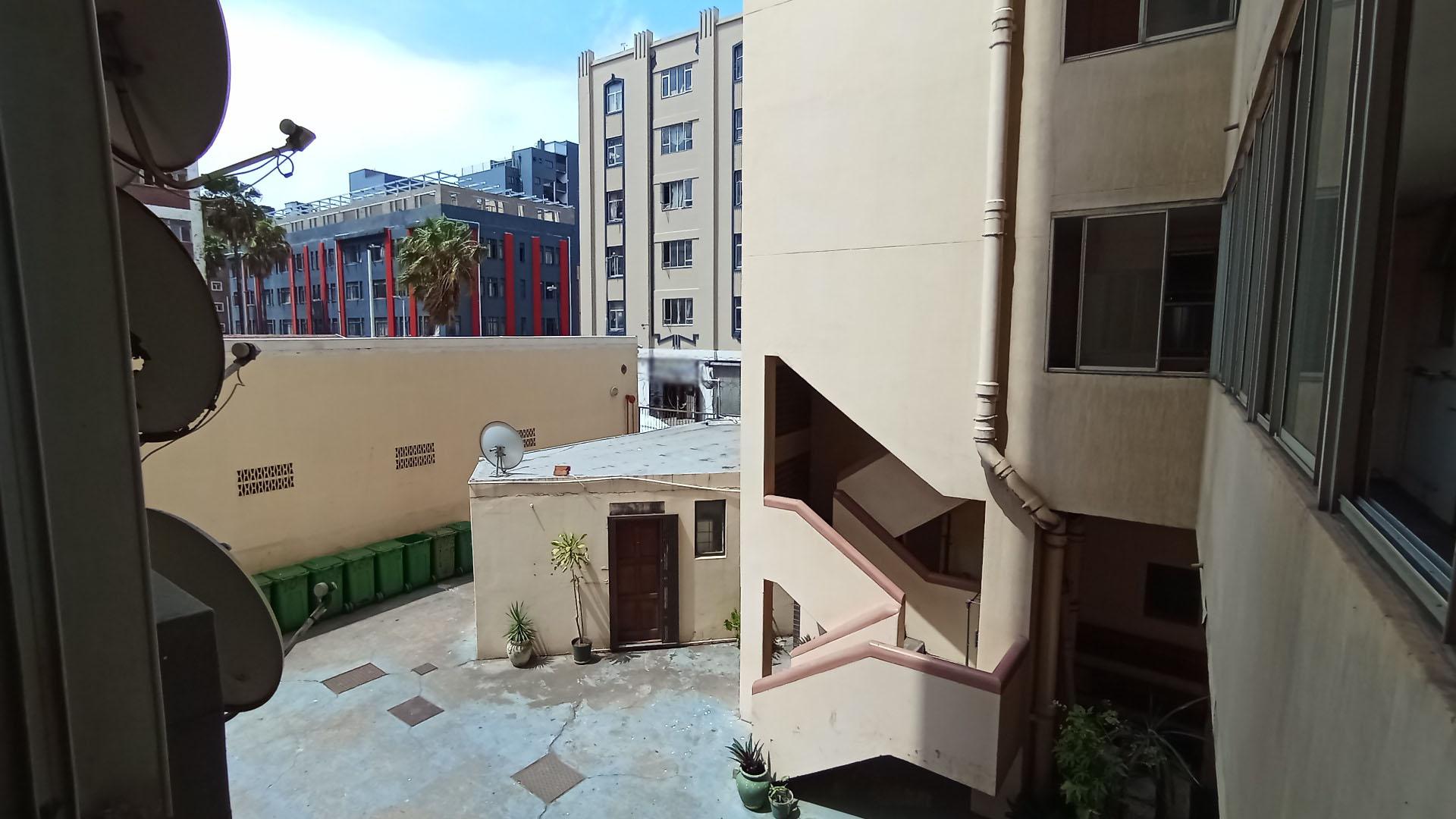 Front View of property in Durban Central