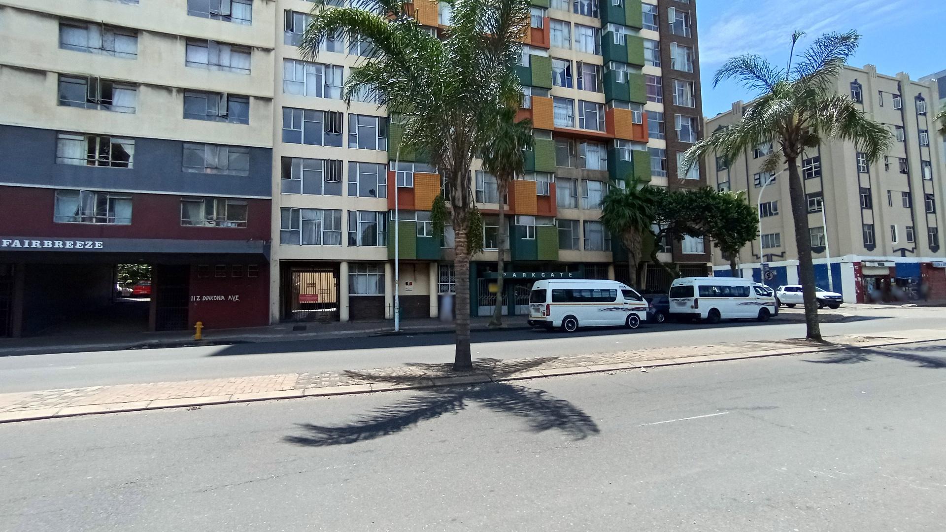 Front View of property in Durban Central
