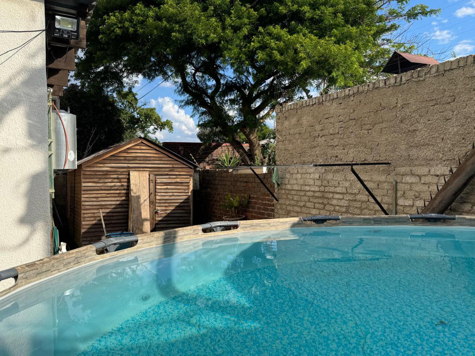  of property in Roodepoort North