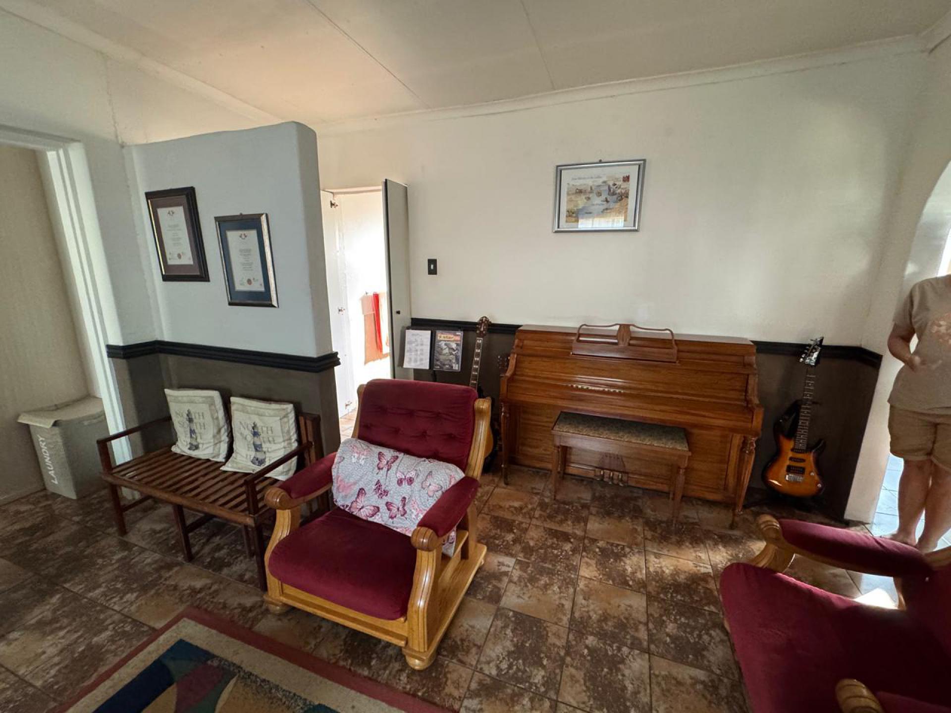  of property in Roodepoort North