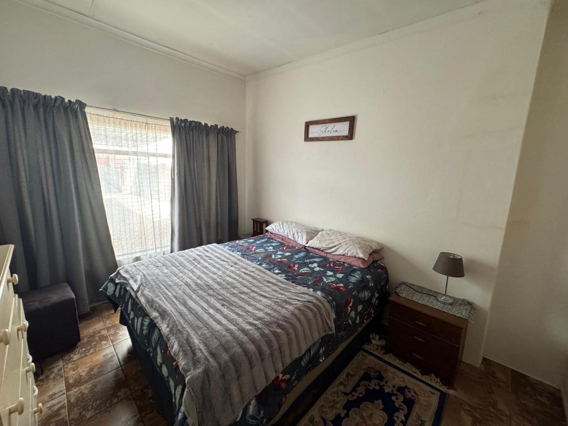  of property in Roodepoort North