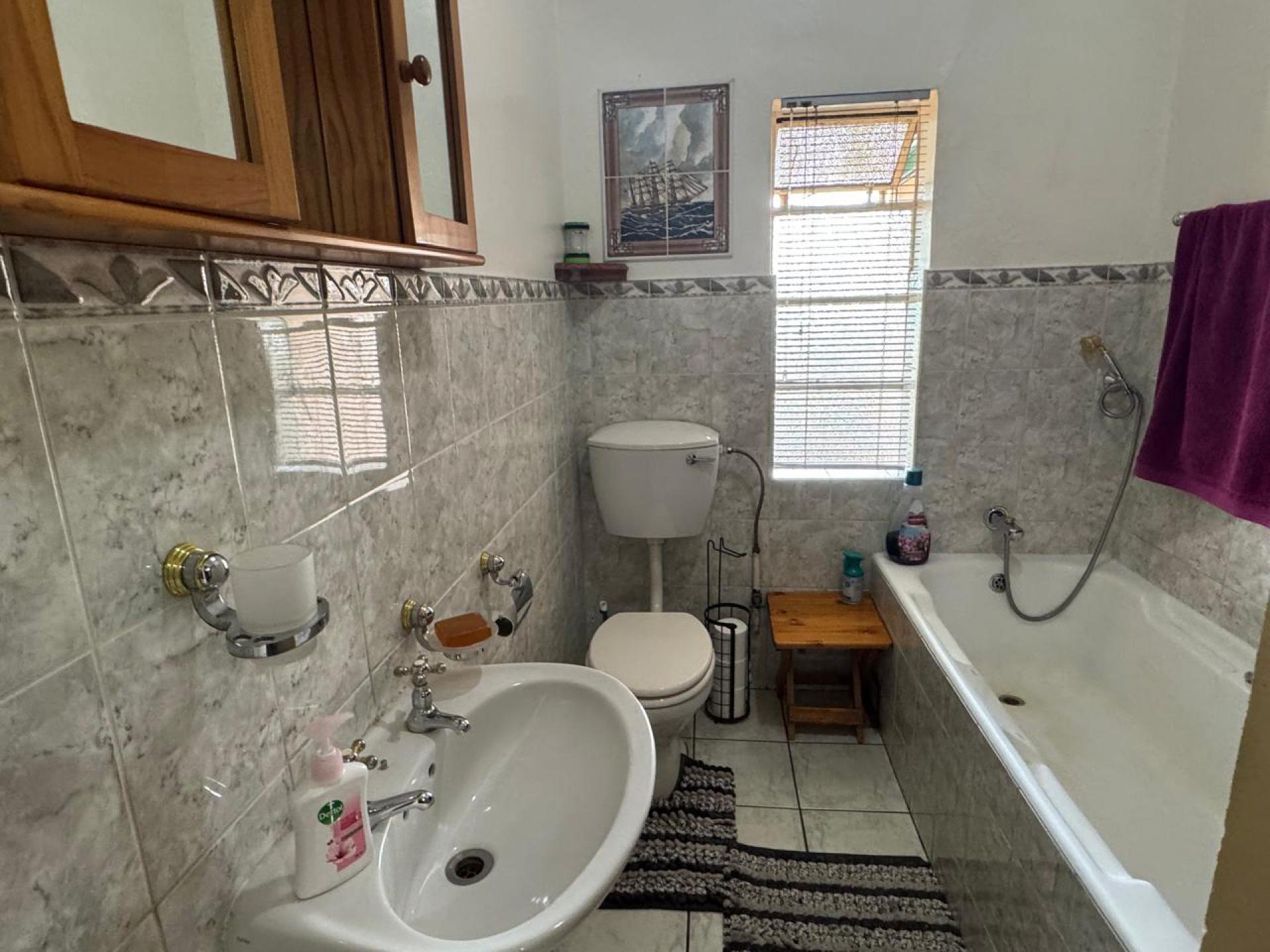  of property in Roodepoort North